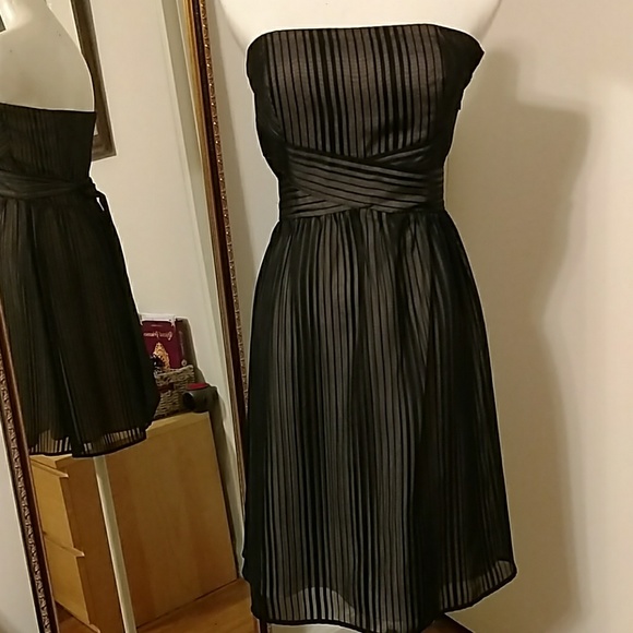 White House Black Market Dresses & Skirts - WHBM Strapless cocktail LBD
